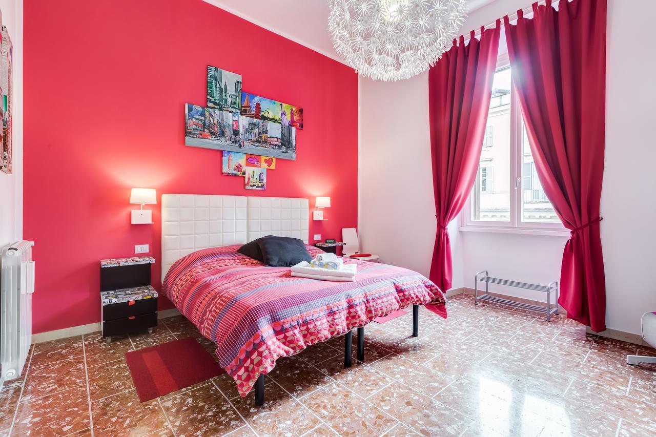 2 Passi Al Colosseo B&B Рим Екстер'єр фото